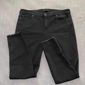 Black Plus Size 16 Forever 21 Distressed Zipper Hem Skinny Jeans